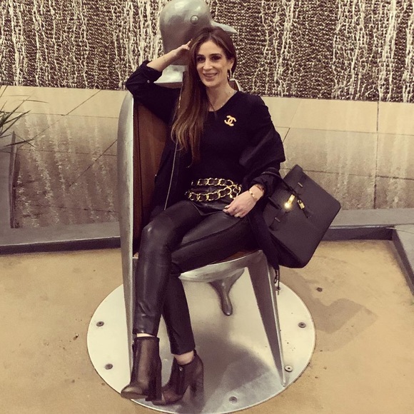 Meet your Posher, Kiki - Picture 15 of 16